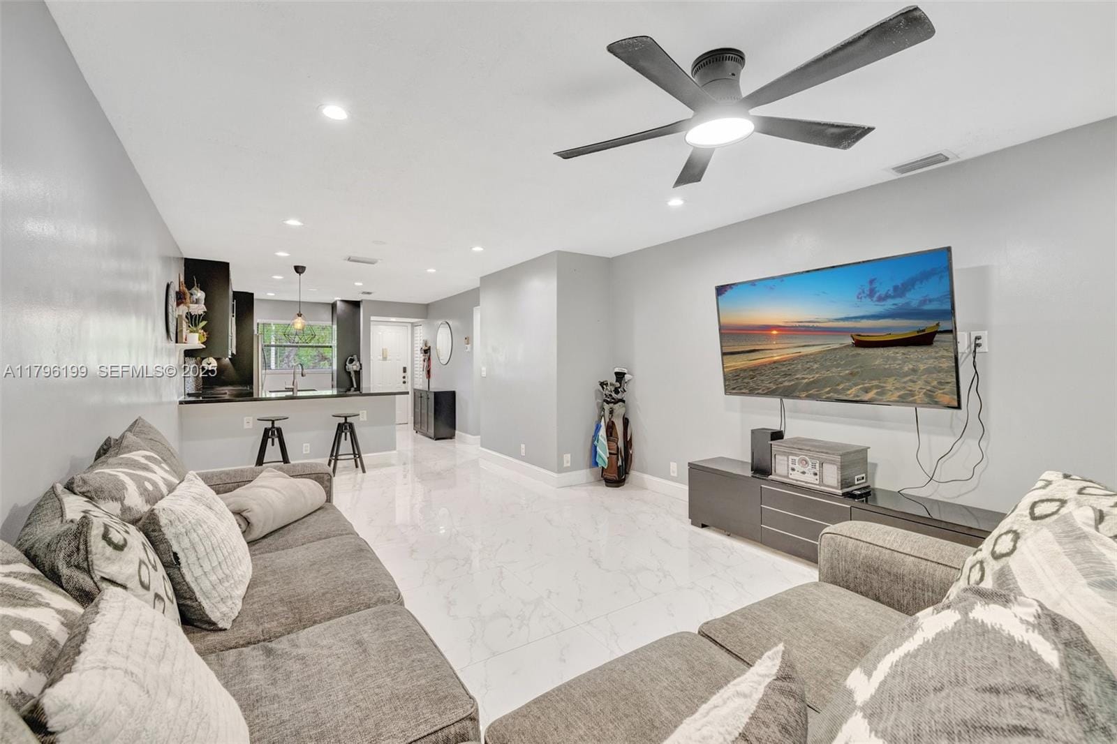 7699 NW 79th Avenue 205, Tamarac, FL 33321 photo 8