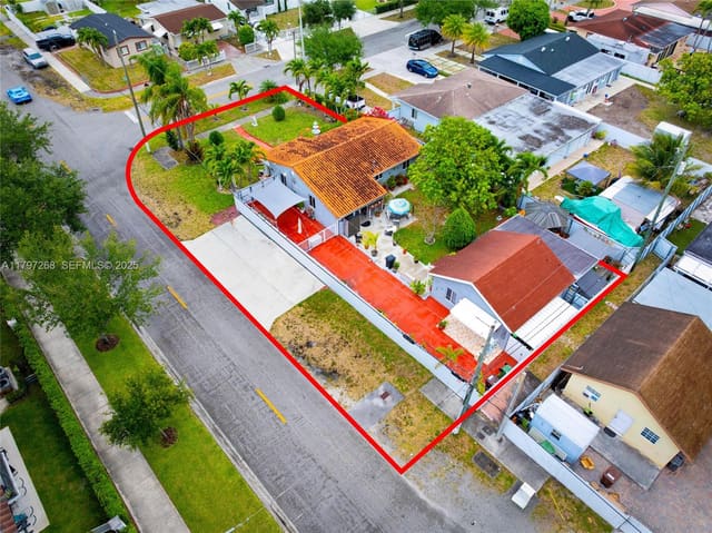 890 W 36th Street, sold in Kraftlawn, Hialeah, FL