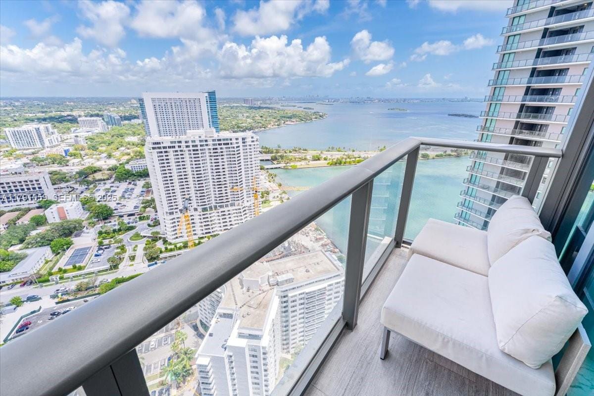650 NE 32nd Street 3808, Miami, FL 33137 photo 11