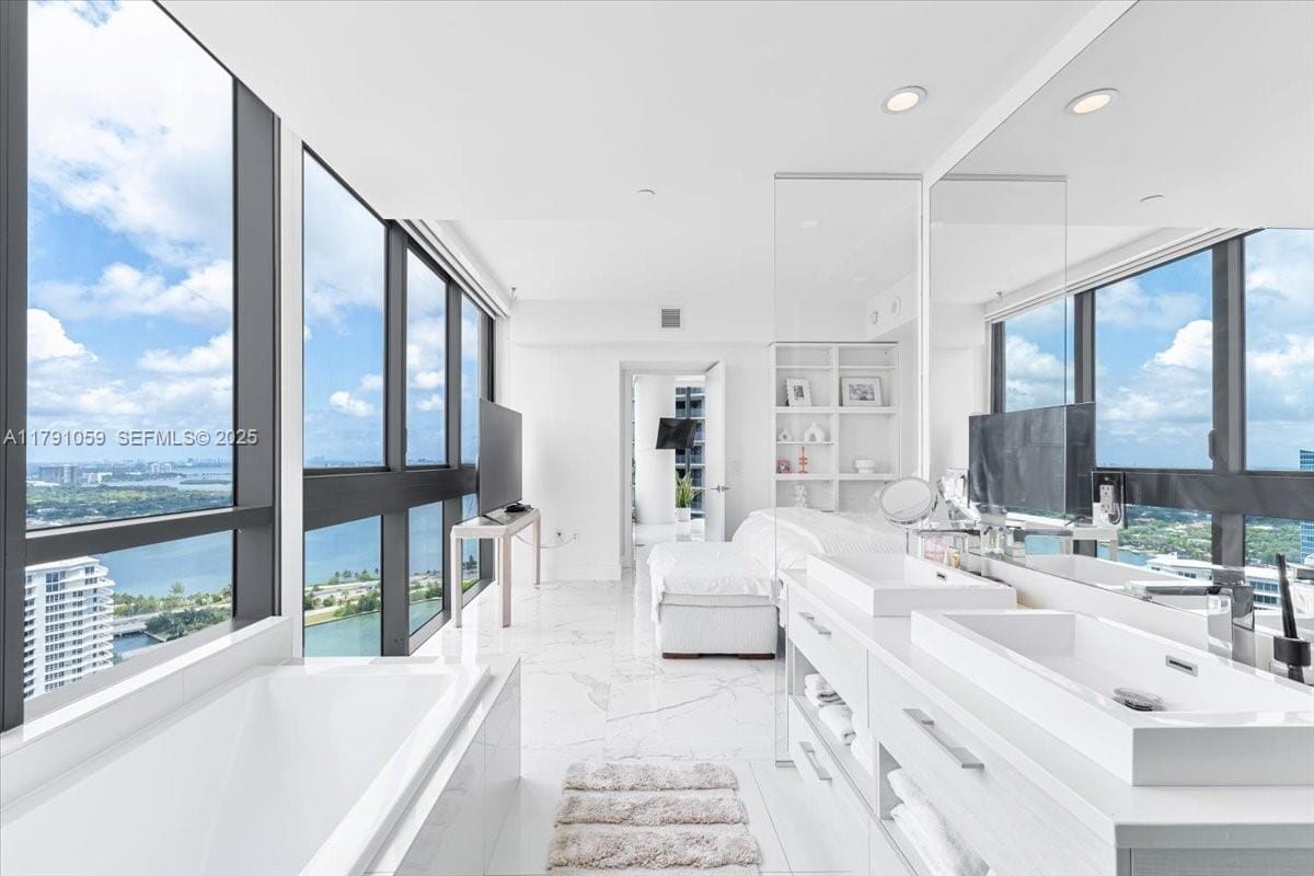 650 NE 32nd Street 3808, Miami, FL 33137 photo 19