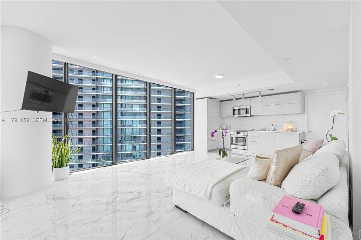 650 NE 32nd Street 3808, Miami, FL 33137 photo 8