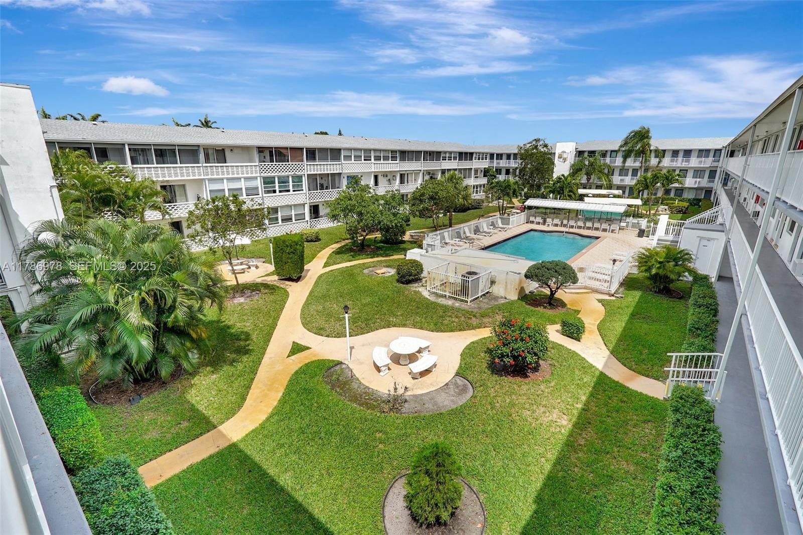 15610 NE 6th Avenue 34D, Miami, FL 33162