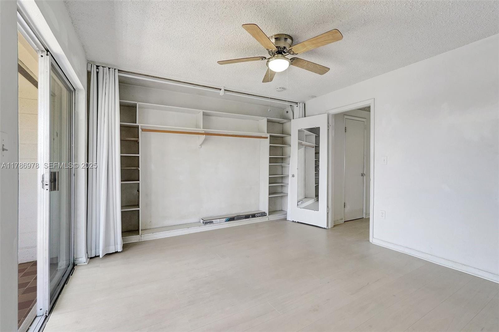 15610 NE 6th Avenue 34D, Miami, FL 33162 photo 20
