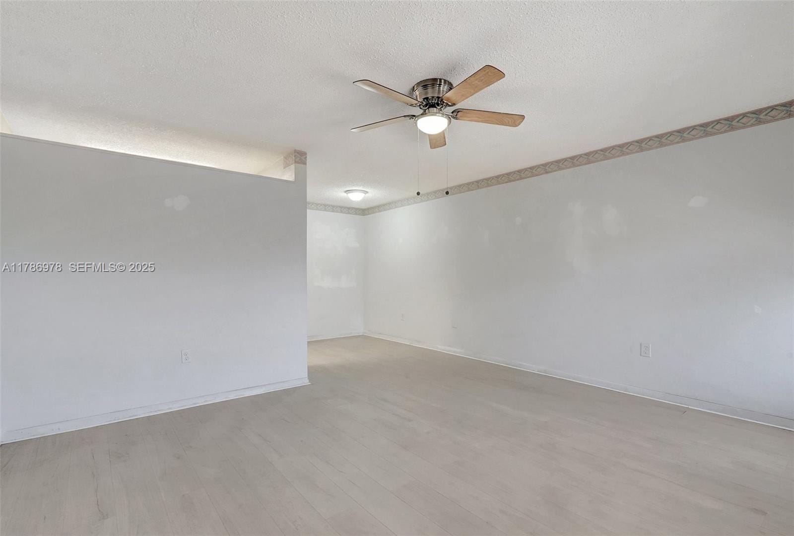 15610 NE 6th Avenue 34D, Miami, FL 33162 photo 8