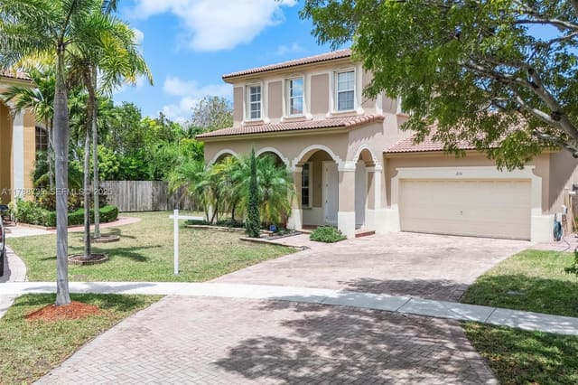 2131 NE 40th Road, Homestead, FL 33033