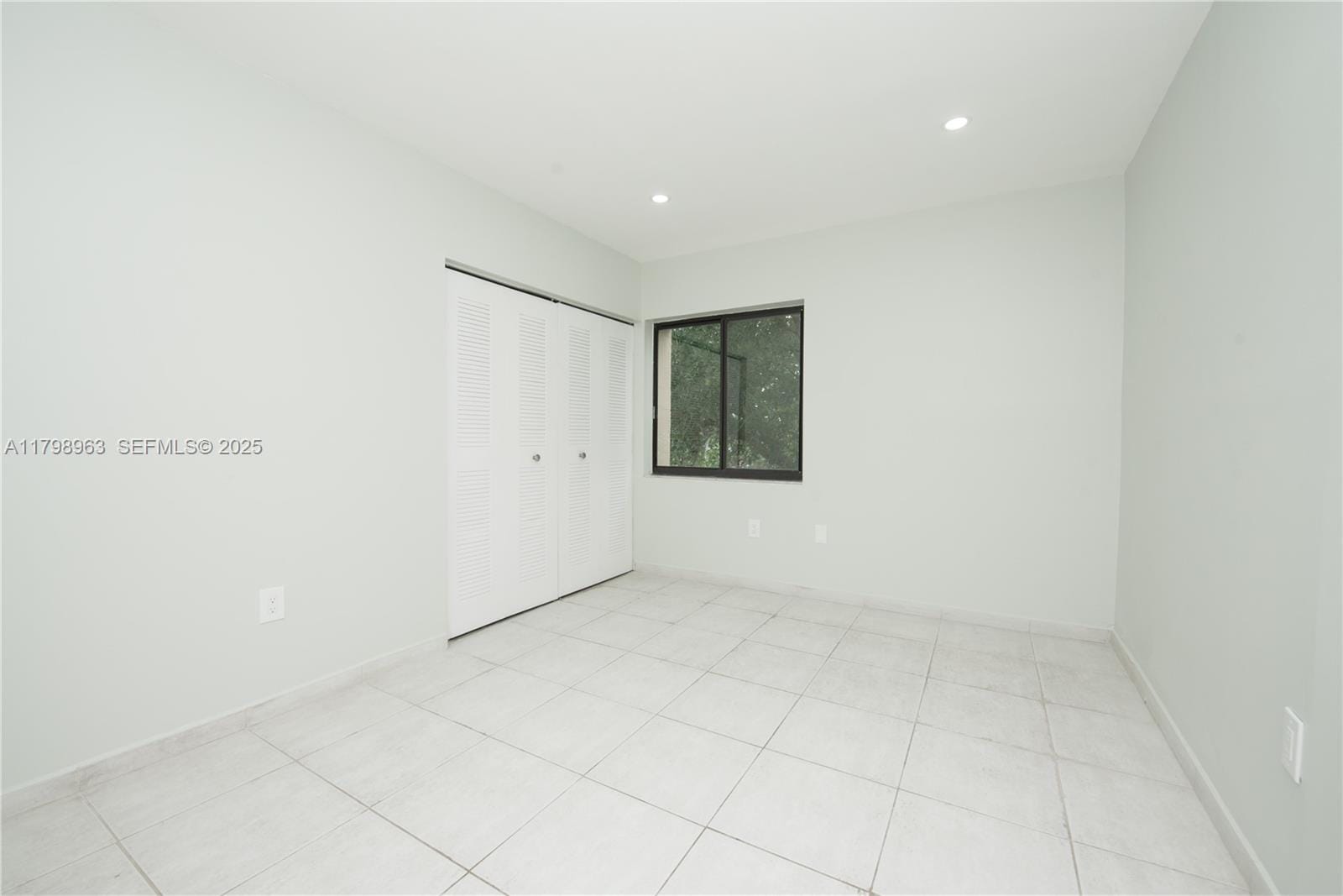 10945 SW 113th Place 1B, Miami, FL 33176 photo 23