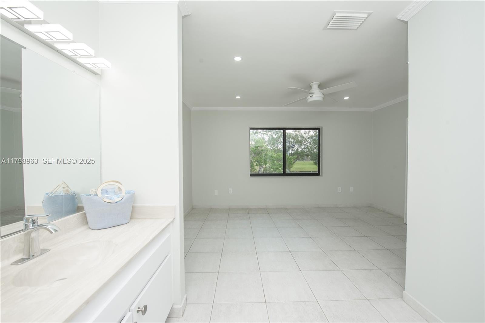 10945 SW 113th Place 1B, Miami, FL 33176 photo 24