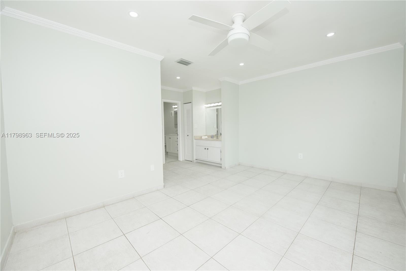 10945 SW 113th Place 1B, Miami, FL 33176 photo 28