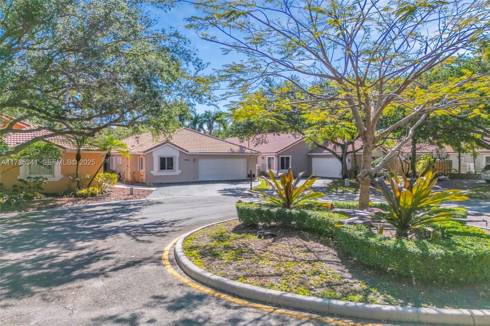 10156 NW 3rd Court, Plantation, FL 33324