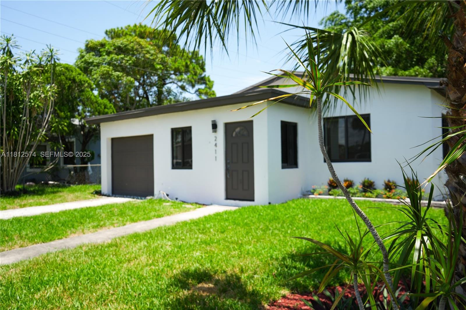 2411 NW 9th Street, Fort Lauderdale, FL 33311 photo 8