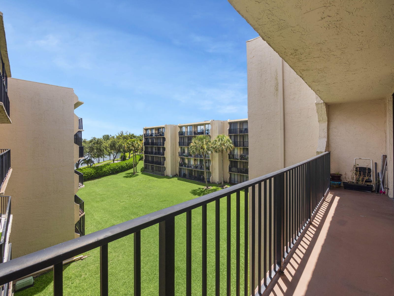 3550 Blue Lake Drive 402, Pompano Beach, FL 33064 photo 16