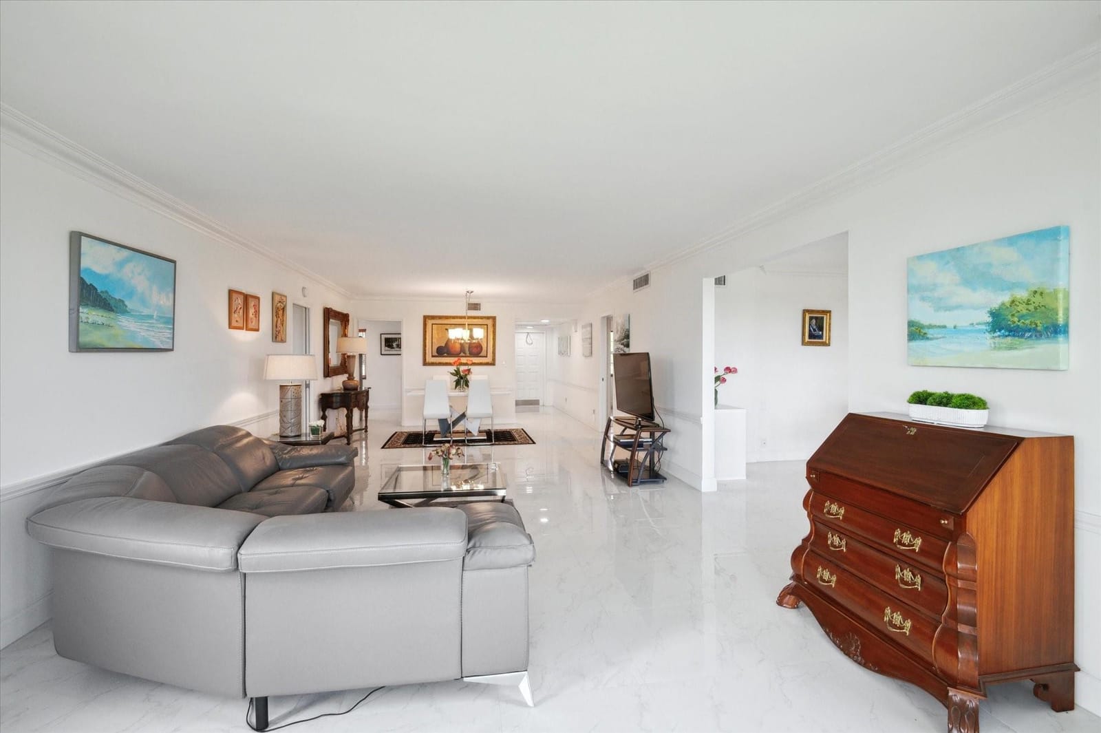806 Cypress Boulevard 402 — photo 3