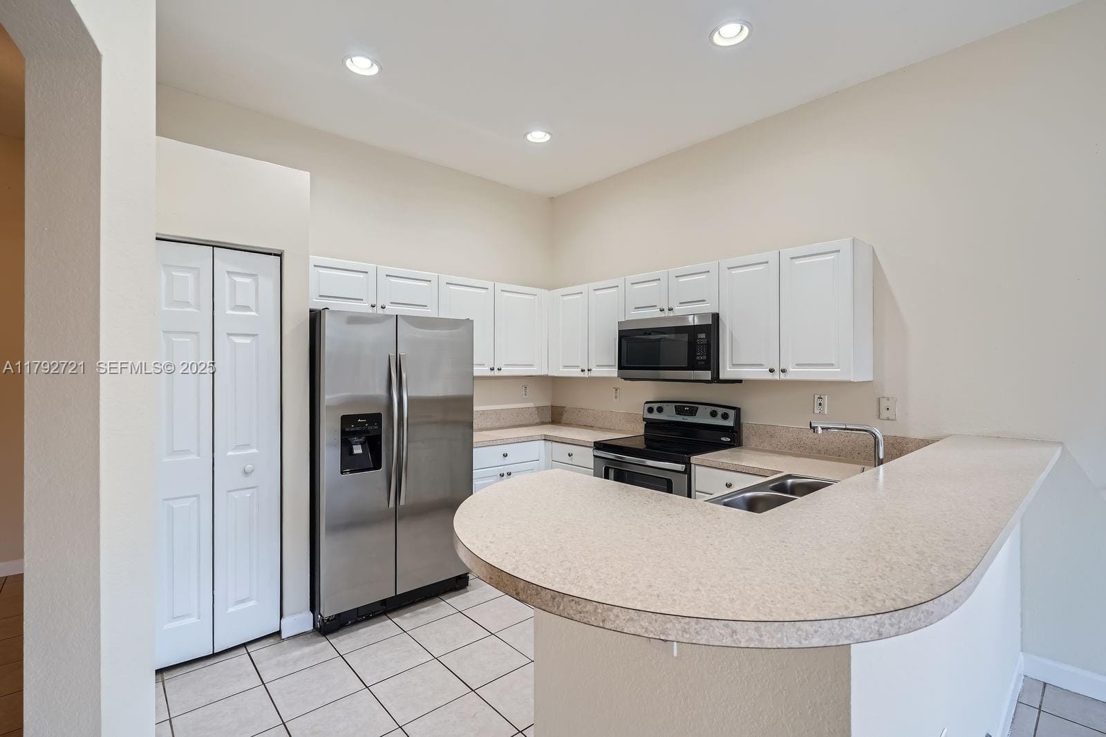 8857 SW 222nd Terrace, Cutler Bay, FL 33190 photo 7