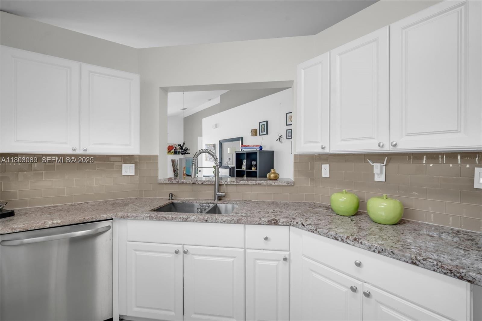 16408 Sapphire Bend, Weston, FL 33331 photo 21