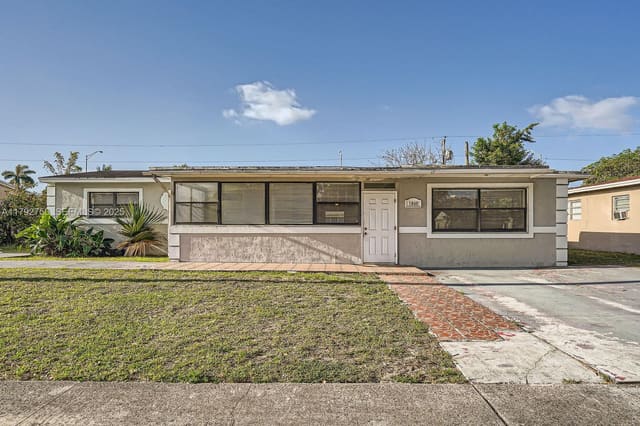 1840 NW 184th Street, sold in Palmland Estates, Miami Gardens, FL