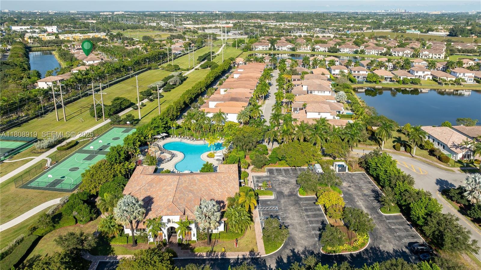 3990 NW 85th Avenue, Cooper City, FL 33024