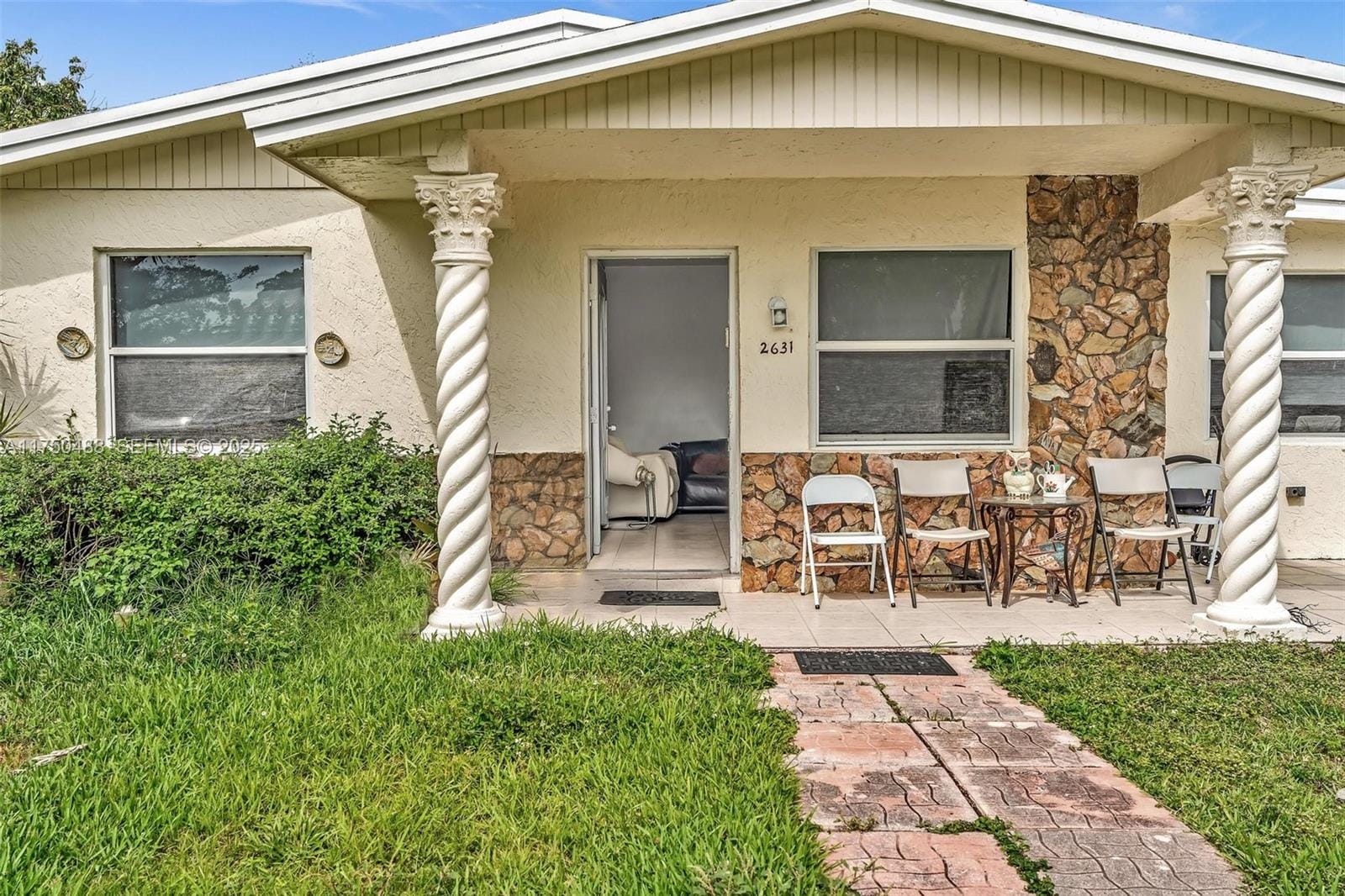 2631 NE 214th Street, Miami, FL 33180 photo 14