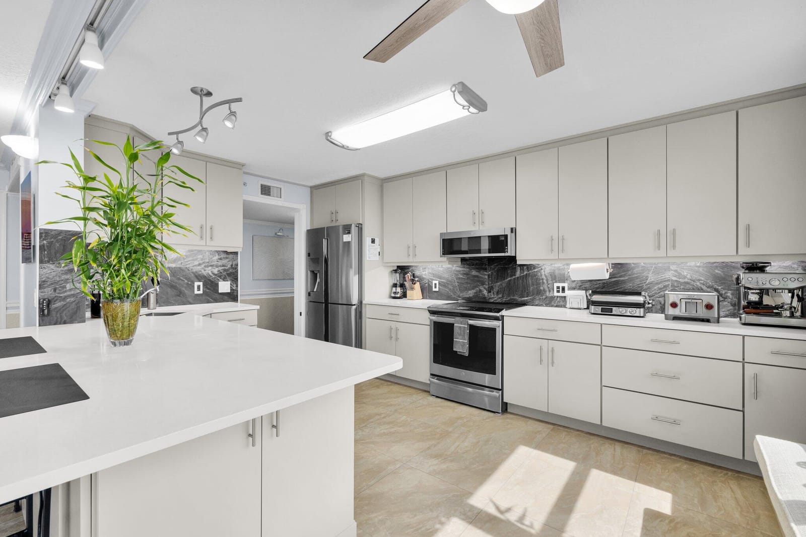 5049 N Highway A1a 1905 — photo 3