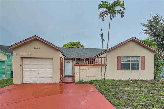 20316 NW 32nd Path, sold in Leslie Patio Homes Sec 4, Miami Gardens, FL