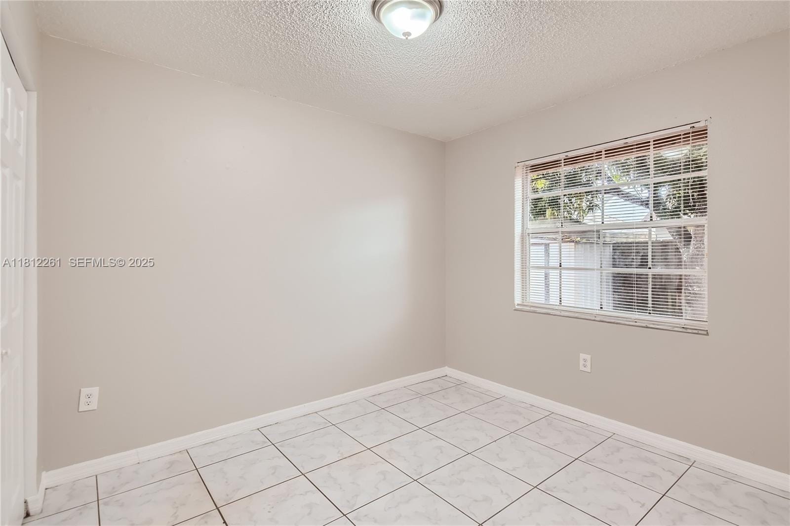 20316 NW 32nd Path, Miami Gardens, FL 33056 photo 16