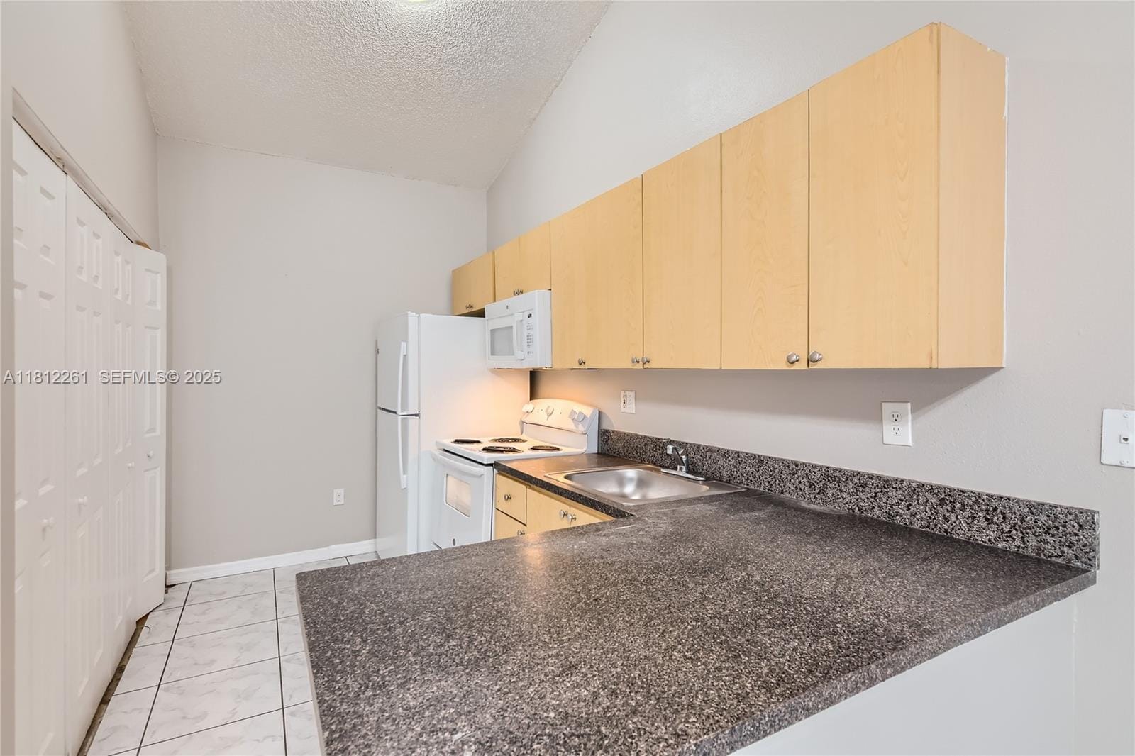 20316 NW 32nd Path, Miami Gardens, FL 33056 photo 9