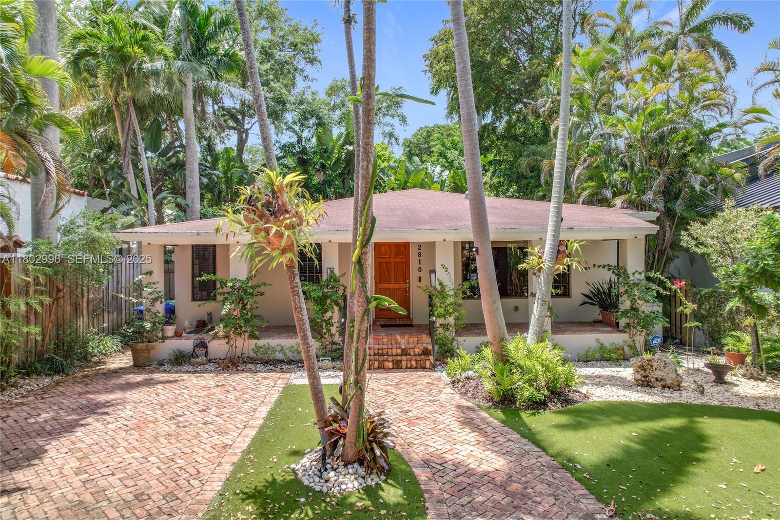 2810 Crystal Court, Miami, FL 33133, Miami