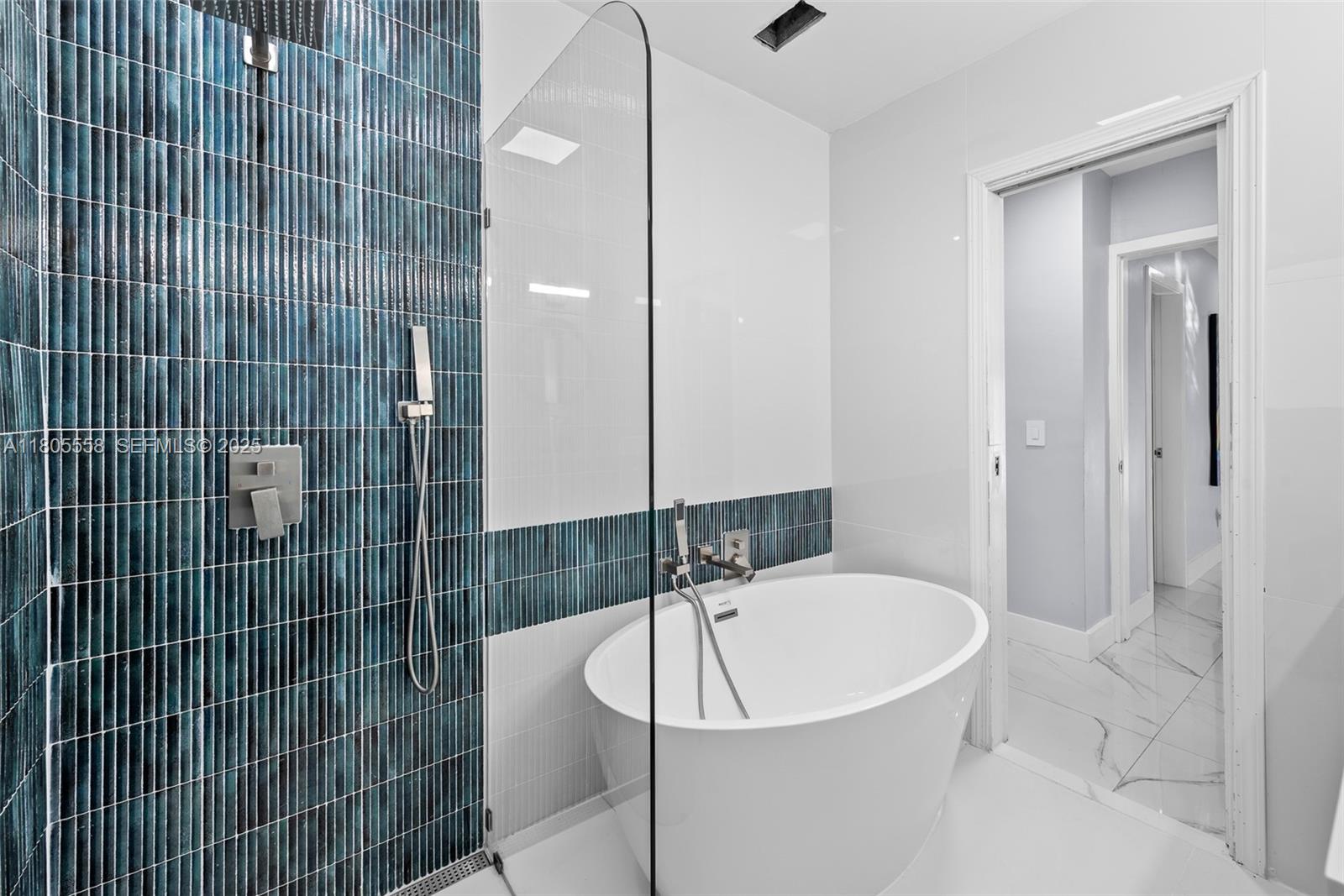 1025 Washington Street — photo 9
