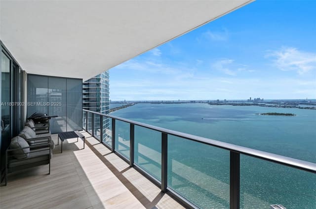 650 NE 32nd Street 4101, Miami, FL 33137