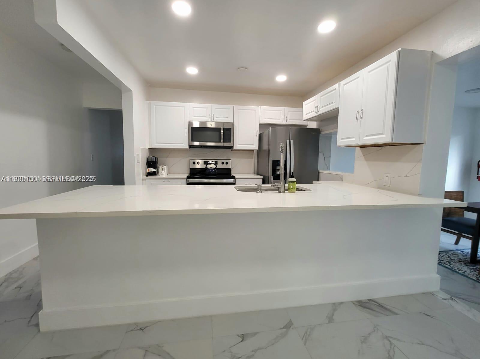 900 SW 31st, Fort Lauderdale, FL 33315, Fort Lauderdale