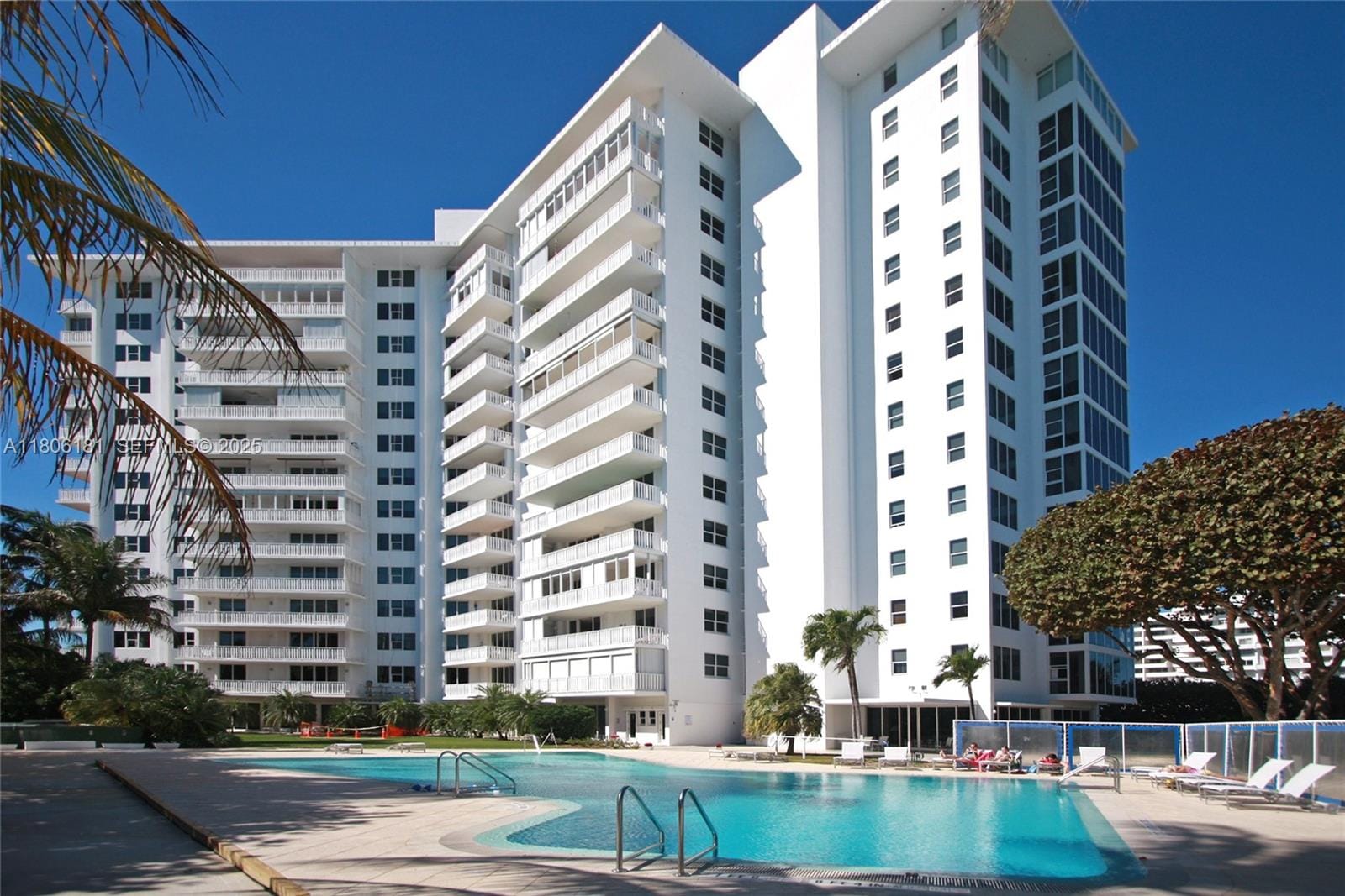 200 Ocean Lane Drive 305, Key Biscayne, FL 33149 photo 29