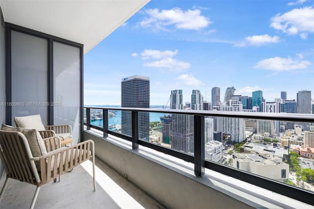 159 NE 6th Street 3610, Miami, FL 33132
