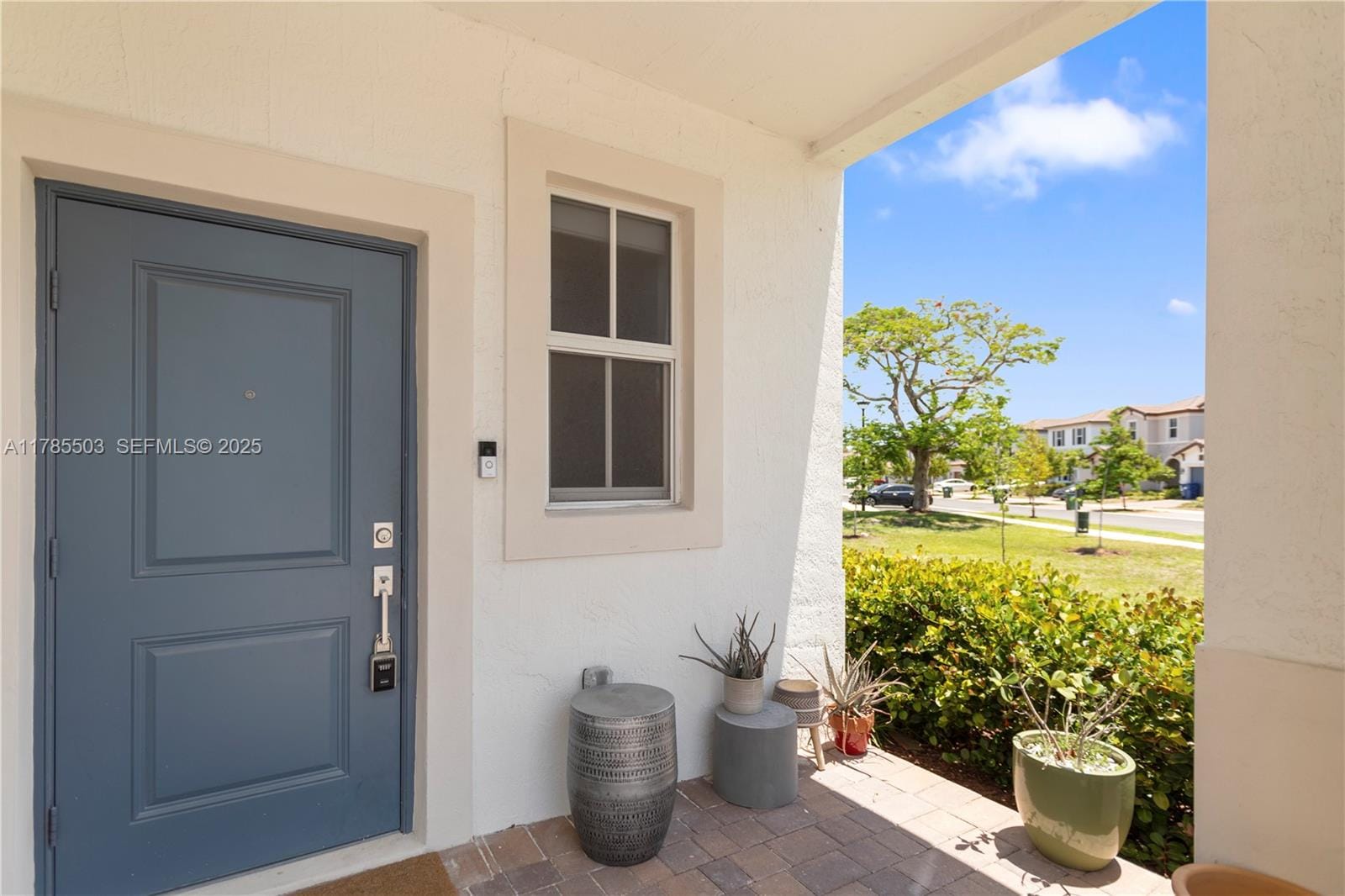 2453 NW 131st Circle, Miami, FL 33167 photo 2