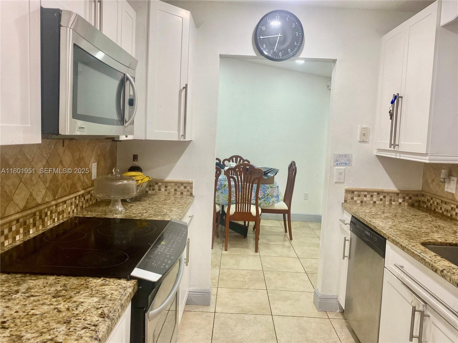 5017 SW 139th Place — photo 4