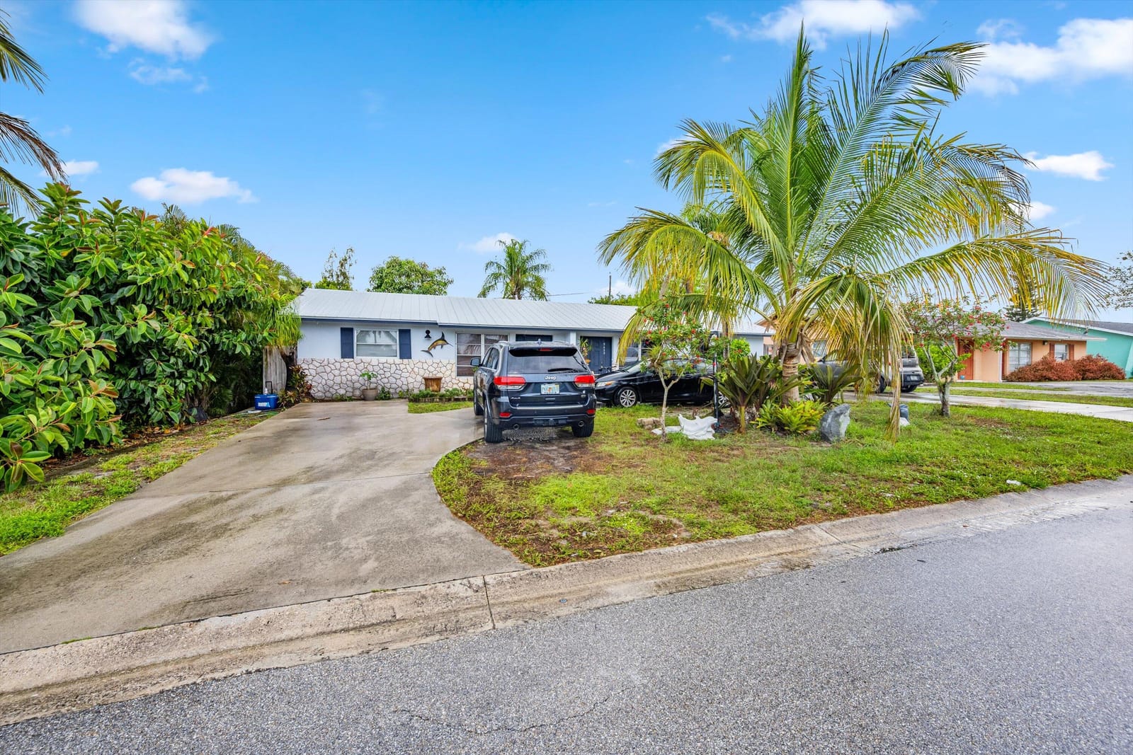 9052 SE Parkway Drive — photo 5
