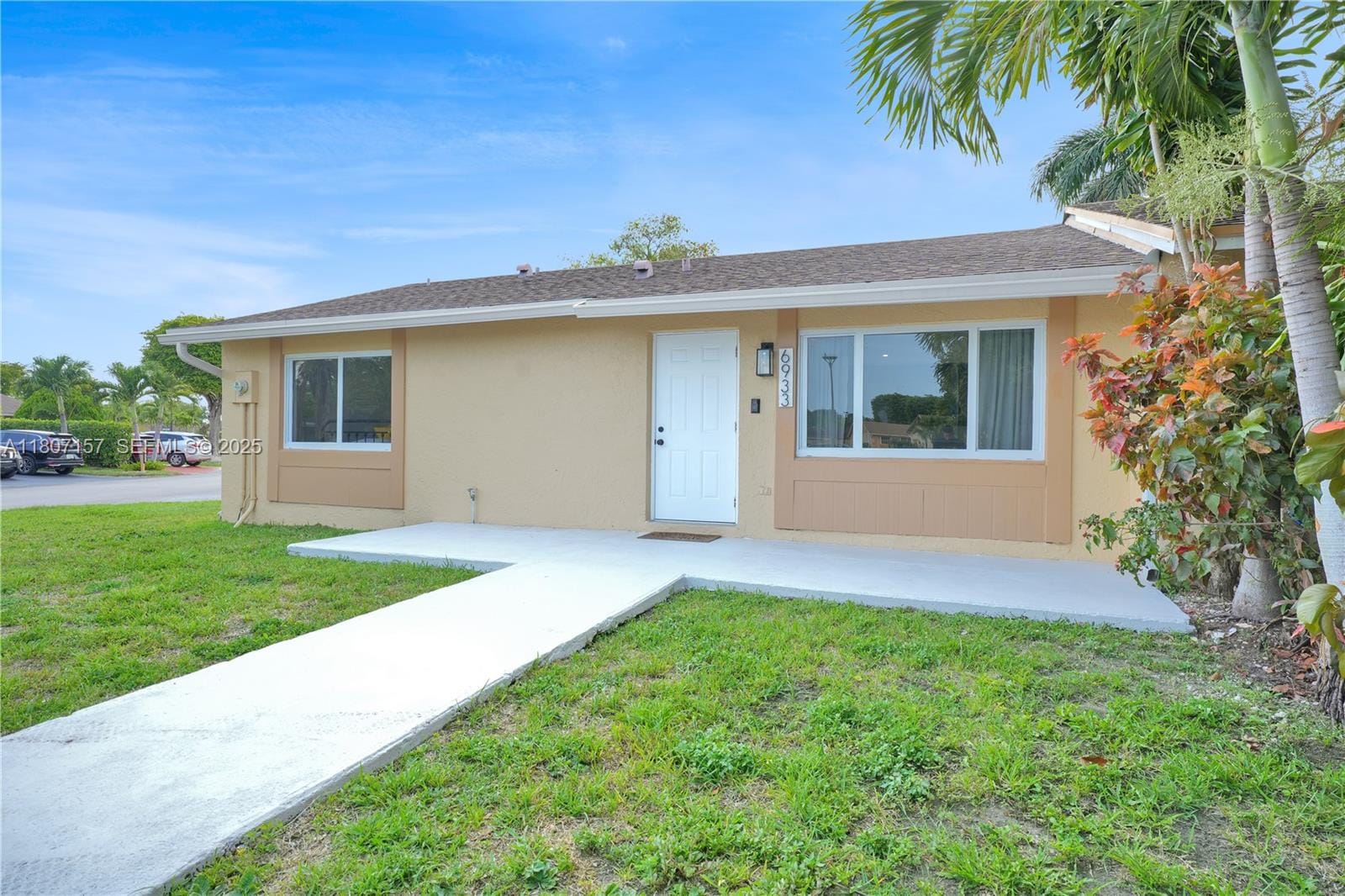 6933 SW 152nd Court, Miami, FL 33193