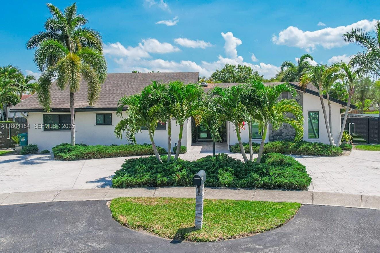 4 bedroom home for sale at 14680 107th, Miami, FL 33186 — $895,000