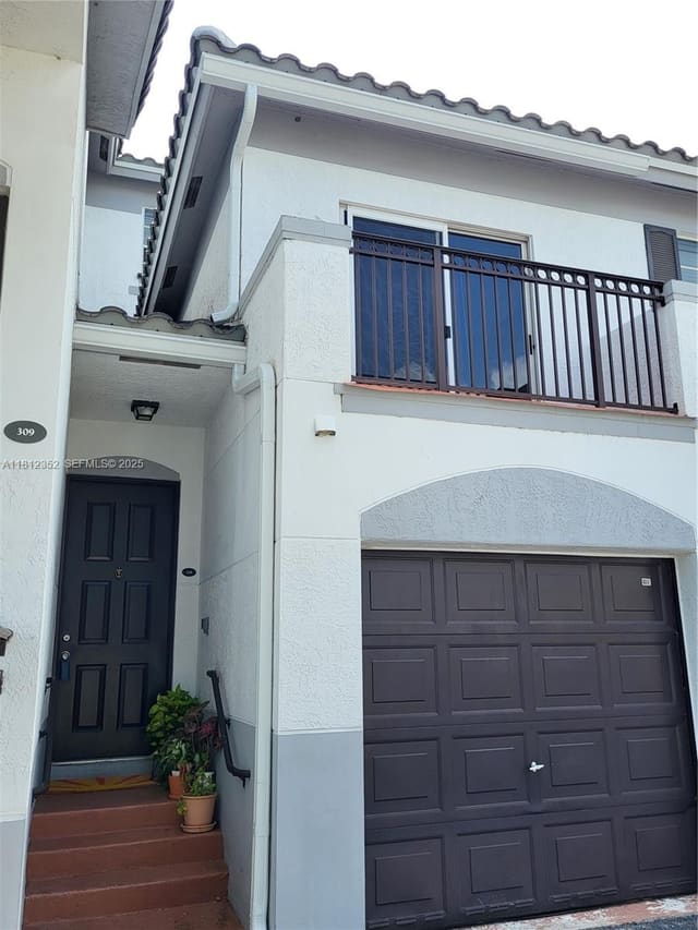 721 SW 148th Avenue 310, Sunrise, FL 33325