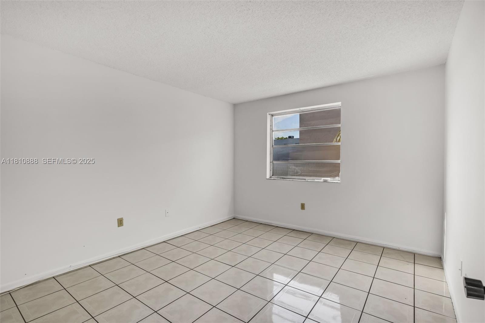 325 NW 72nd Avenue 301, Miami, FL 33126 photo 13
