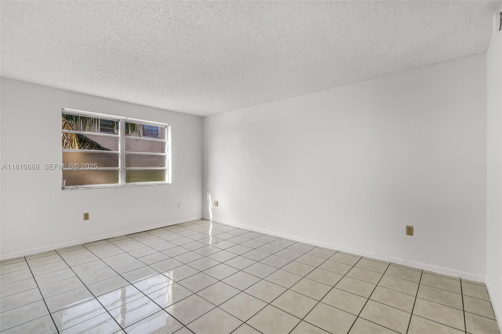 325 NW 72nd Avenue 301, Miami, FL 33126 photo 15
