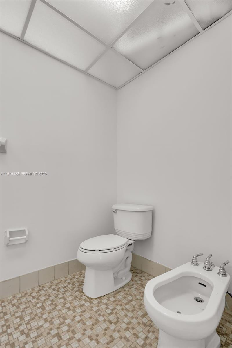 325 NW 72nd Avenue 301, Miami, FL 33126 photo 19