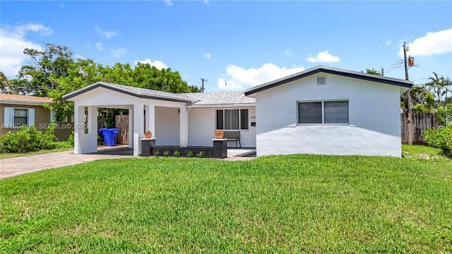 6631 Meade Street, Hollywood, FL 33024