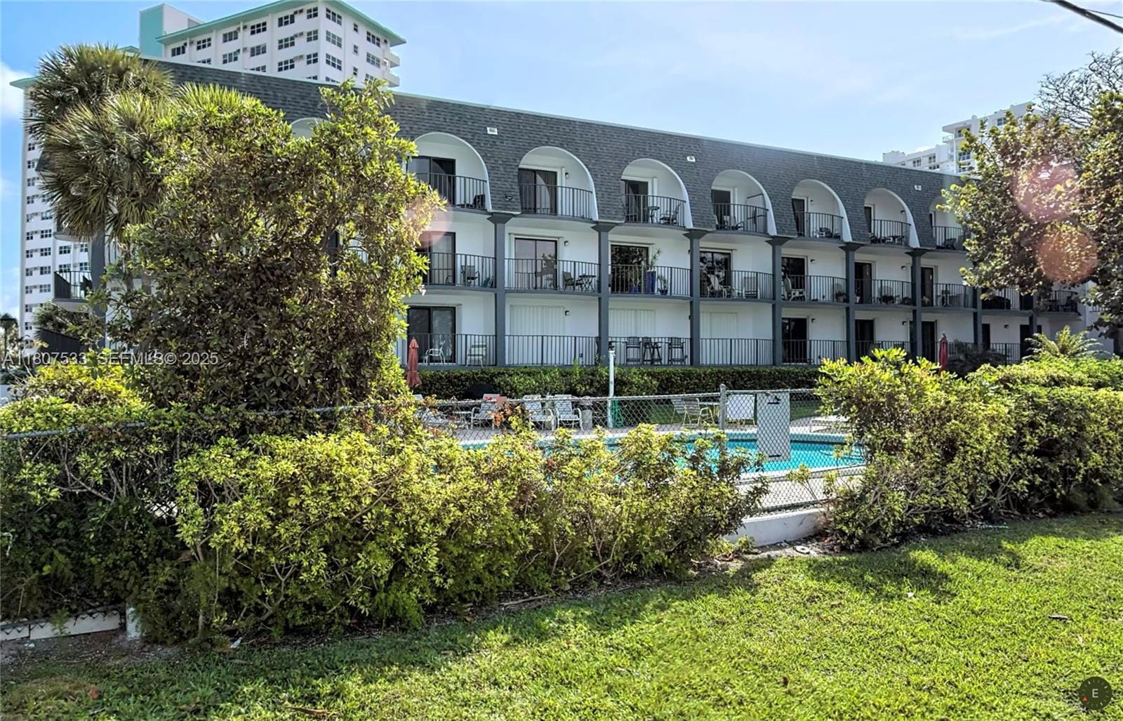 4013 N Ocean Drive 102 — photo 4
