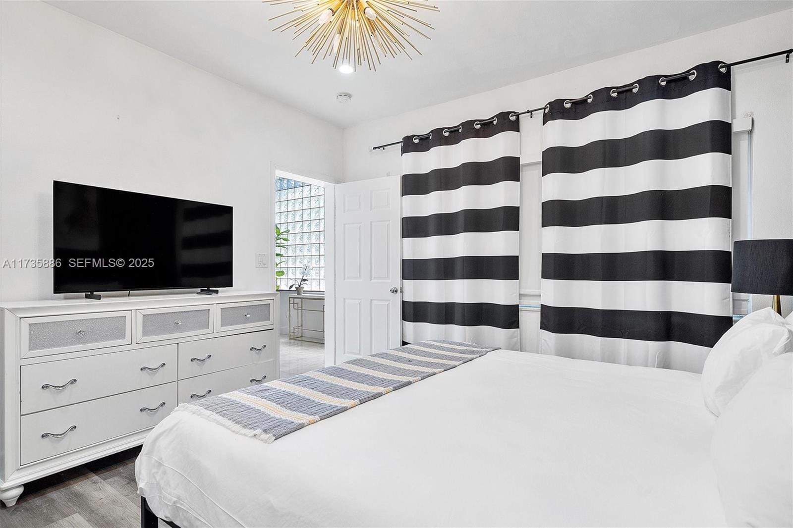 2541 NE 195th Street 0, Miami, FL 33180 photo 22