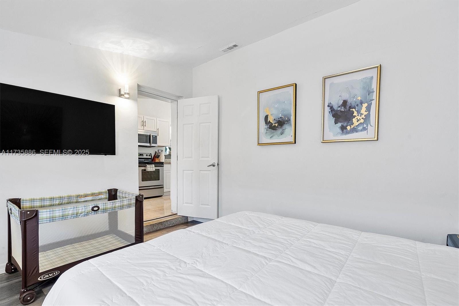 2541 NE 195th Street 0, Miami, FL 33180 photo 24
