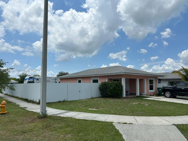 20390 SW 119th Avenue, sold in Caribbean Palms, Miami, FL