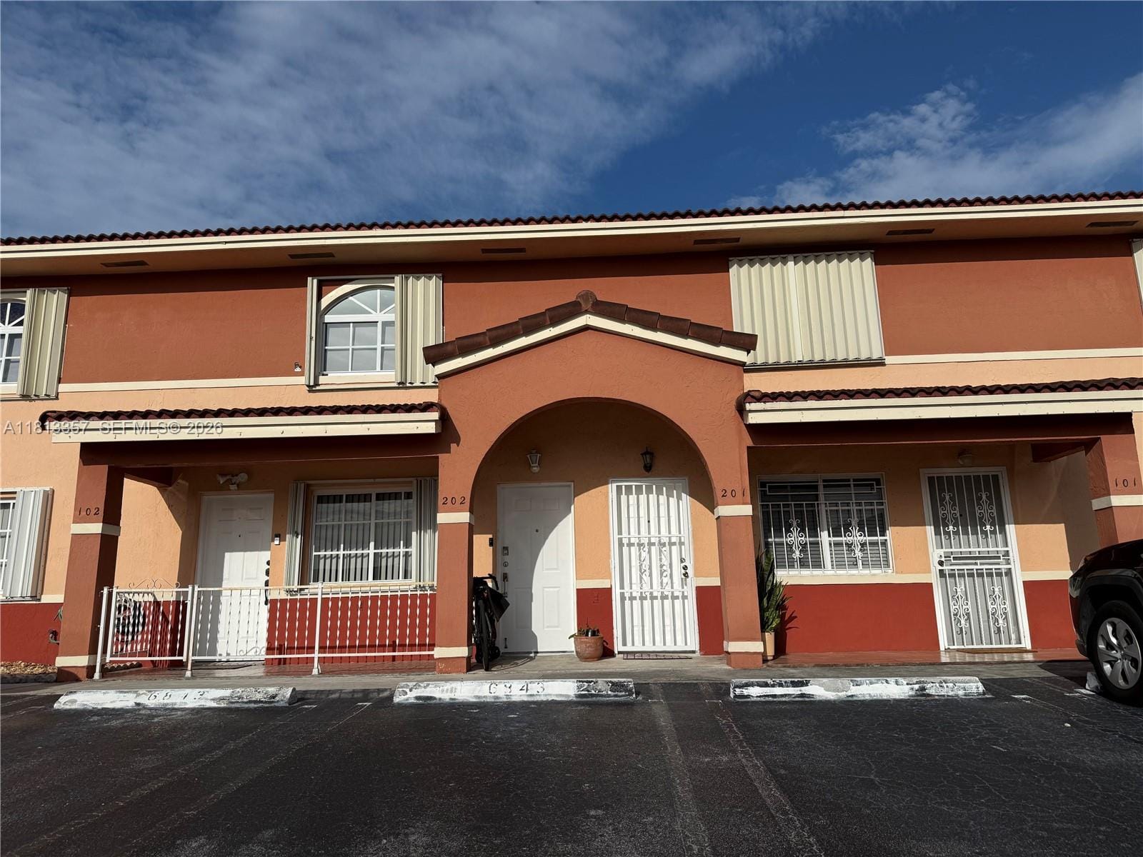 6823 W 36th Avenue 201, Hialeah, FL 33018