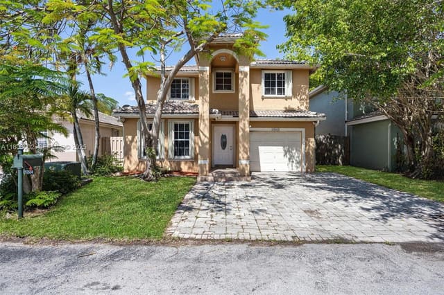 10504 SW 161st Place, sold in Christina at the Hammocks, Miami, FL