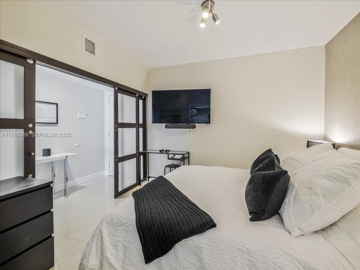 1830 S Ocean Drive 5009, Hallandale Beach, FL 33009 photo 22