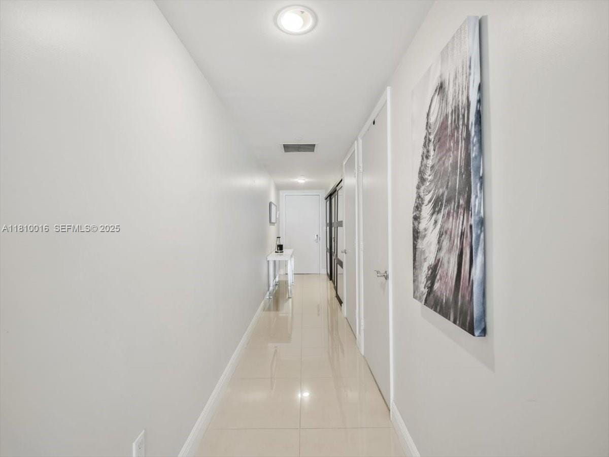 1830 S Ocean Drive 5009 — photo 8