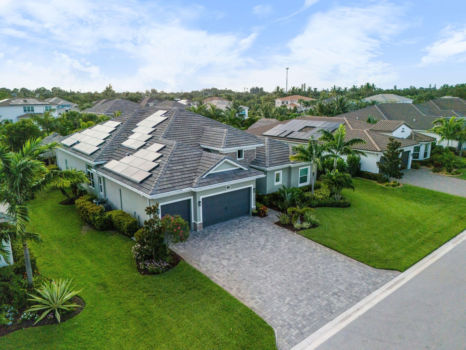 2534 NE Evinrude Circle, Jensen Beach, FL 34957 photo 5